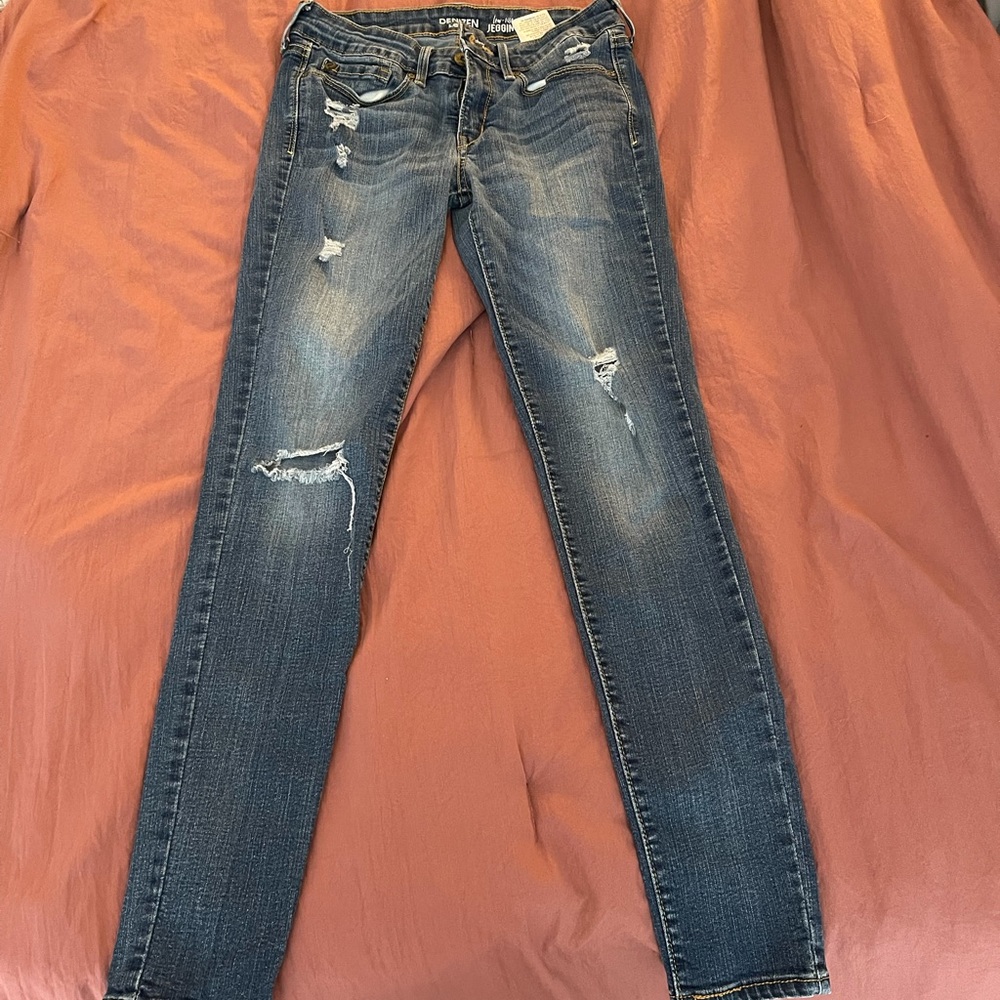 Levi Jeggings with Tears